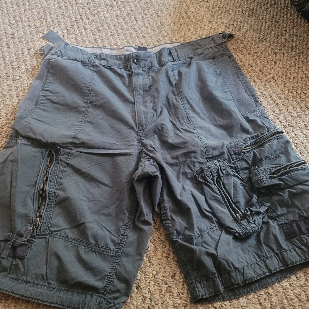 Gap cargo shorts sz 38 blue